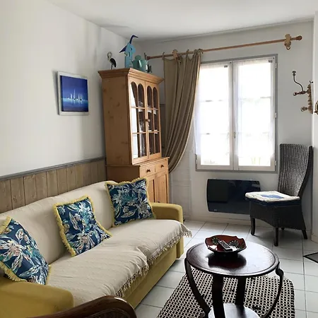 Appartement Clair Proche Du Port *